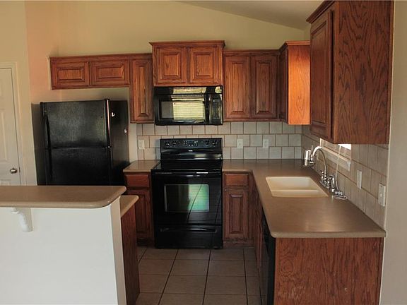 4th image of 1809 Wheatland Pl