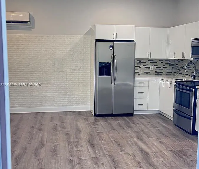10911 SW 242nd St — Photo 3