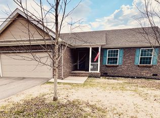 1845 Lakin Ln, Columbia, TN 38401