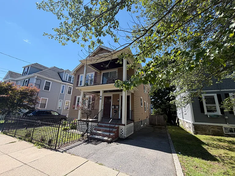 70 Ardale St #1 — Photo 19