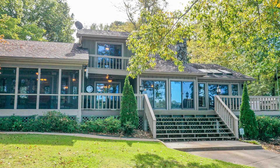 1st image of 109 Lake Forest Dr #5