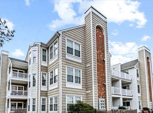 11154 Summers Cv APT M, Fredericksburg, VA 22407