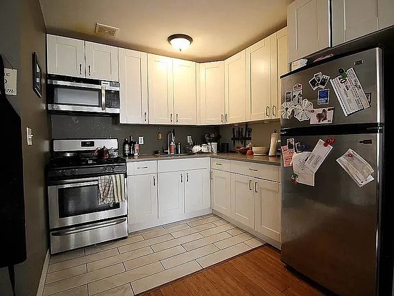 3rd image of 306A Evergreen Ave #5