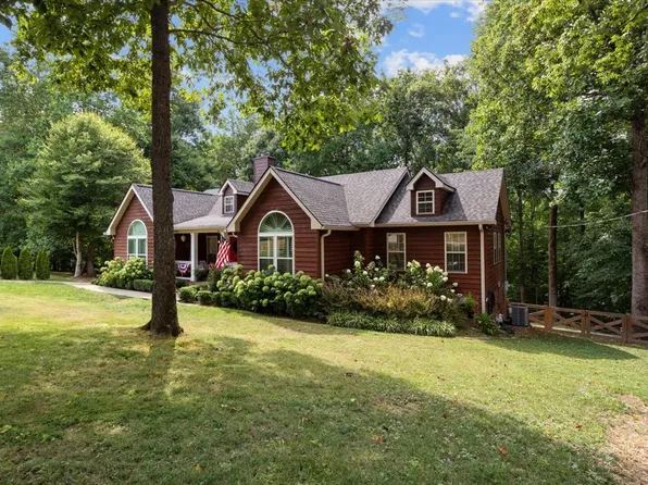 1350 Loann Ave, Kingston Springs, TN 37082