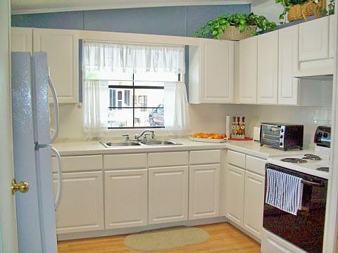 3rd image of 70 Darby Cay