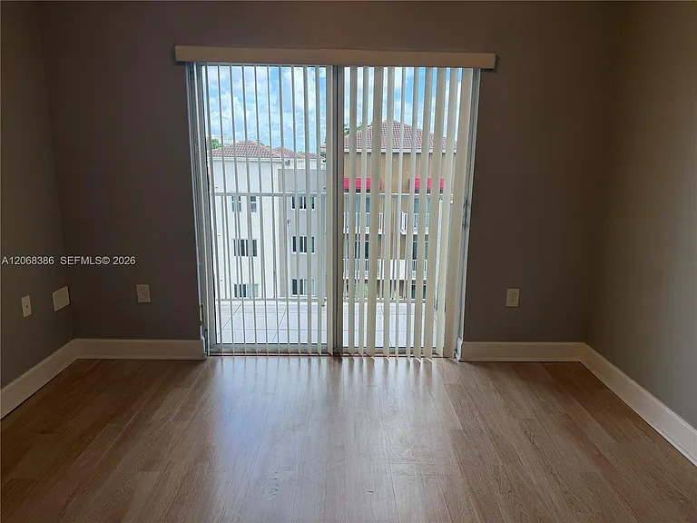 11060 SW 196th St #511 — Photo 4