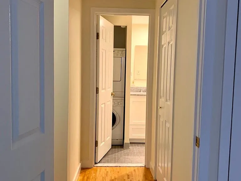 47 Harvard St — Photo 9