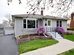 215 E Madison St, Lombard, IL
