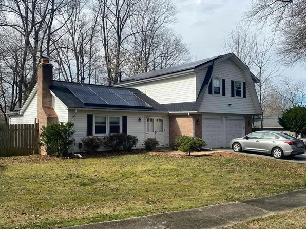 9127 Old Burton Cir, Upper Marlboro, MD 20772