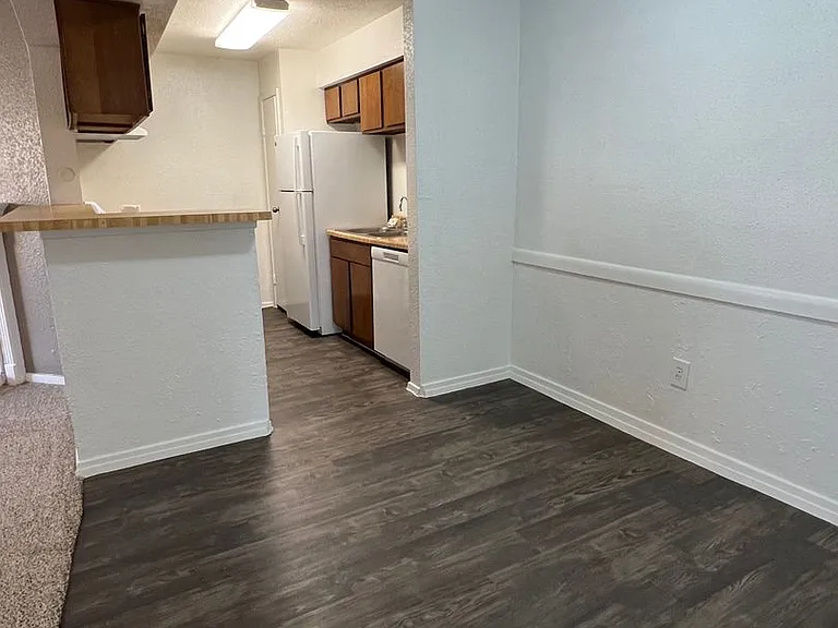 Cypresswood Crossing Apartments — Photo 65