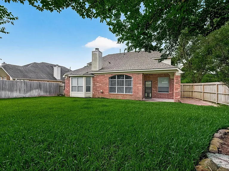 11218 Timbertree Ln — Photo 48