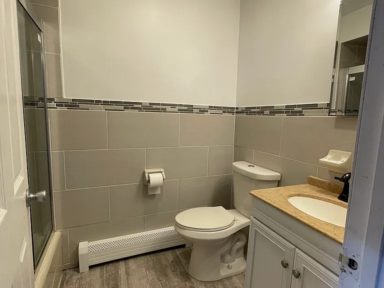 Private bathroom in the Master bedroom