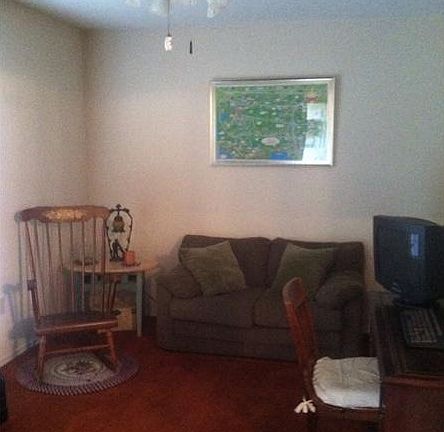 5th image of 205 Goldenwood Dr
