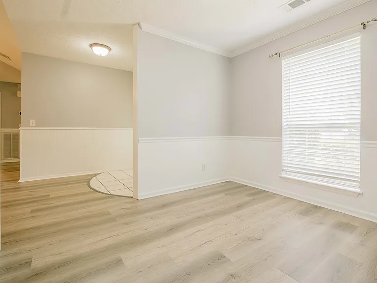 655 Osprey Dr — Photo 14