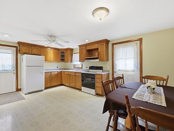 4th image of 3 Letendre Ave