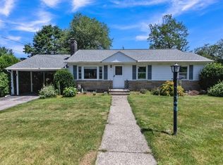 7 Elizabeth St, North Grafton, MA 01536
