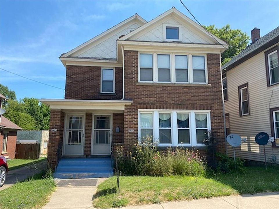 1st image of 3009 Pine Ave #11