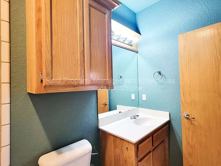 4701 Castle Bay Cv — Photo 13