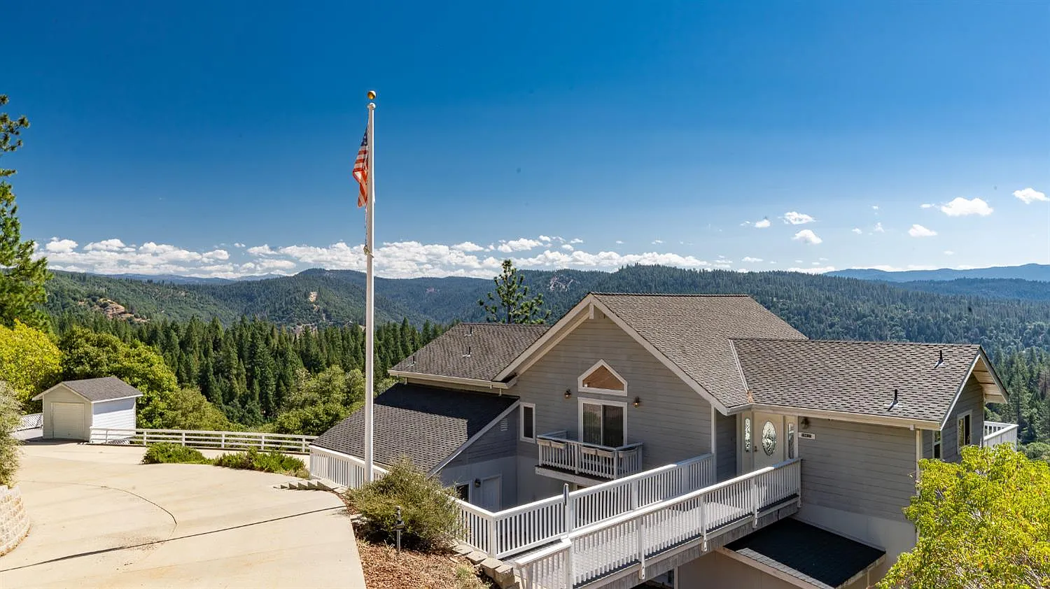 16431 Stephanie Way photo 1