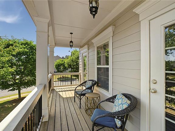 3rd image of 251 Parc Dr