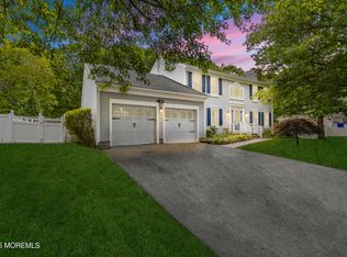 1908 White Knoll Dr, Toms River, NJ 08755