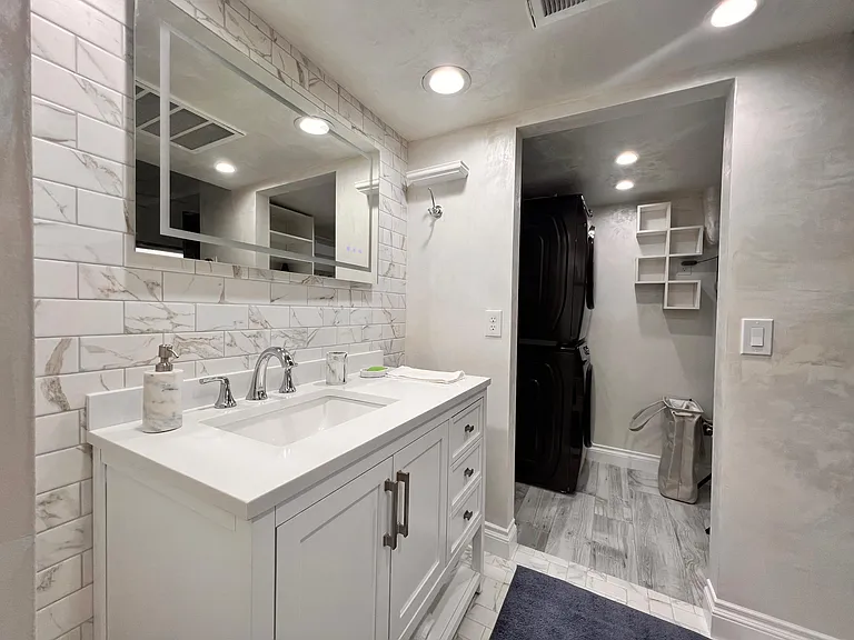 6900 N Highlands Dr — Photo 4