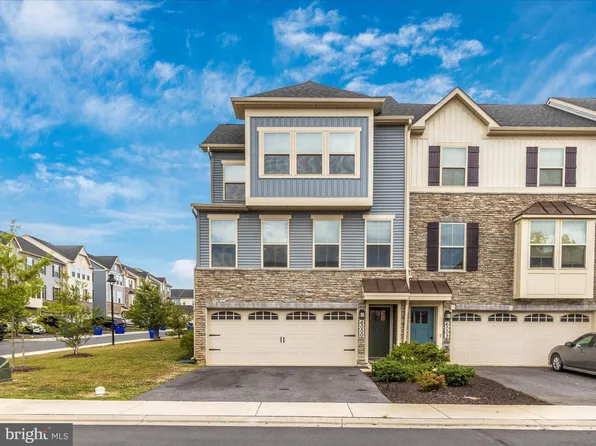 6000 Pecking Stone St, New Market, MD 21774