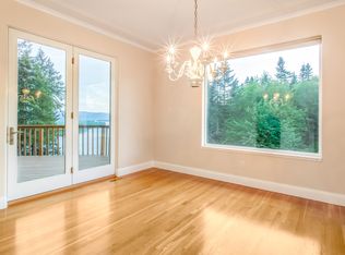 225 Eagle Crest Dr, Longview, WA 98632