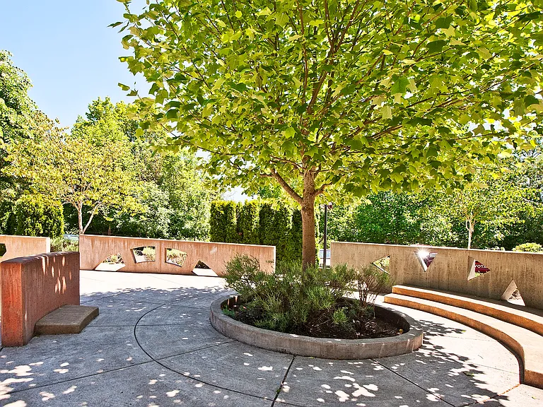 Green Leaf Village — Photo 8