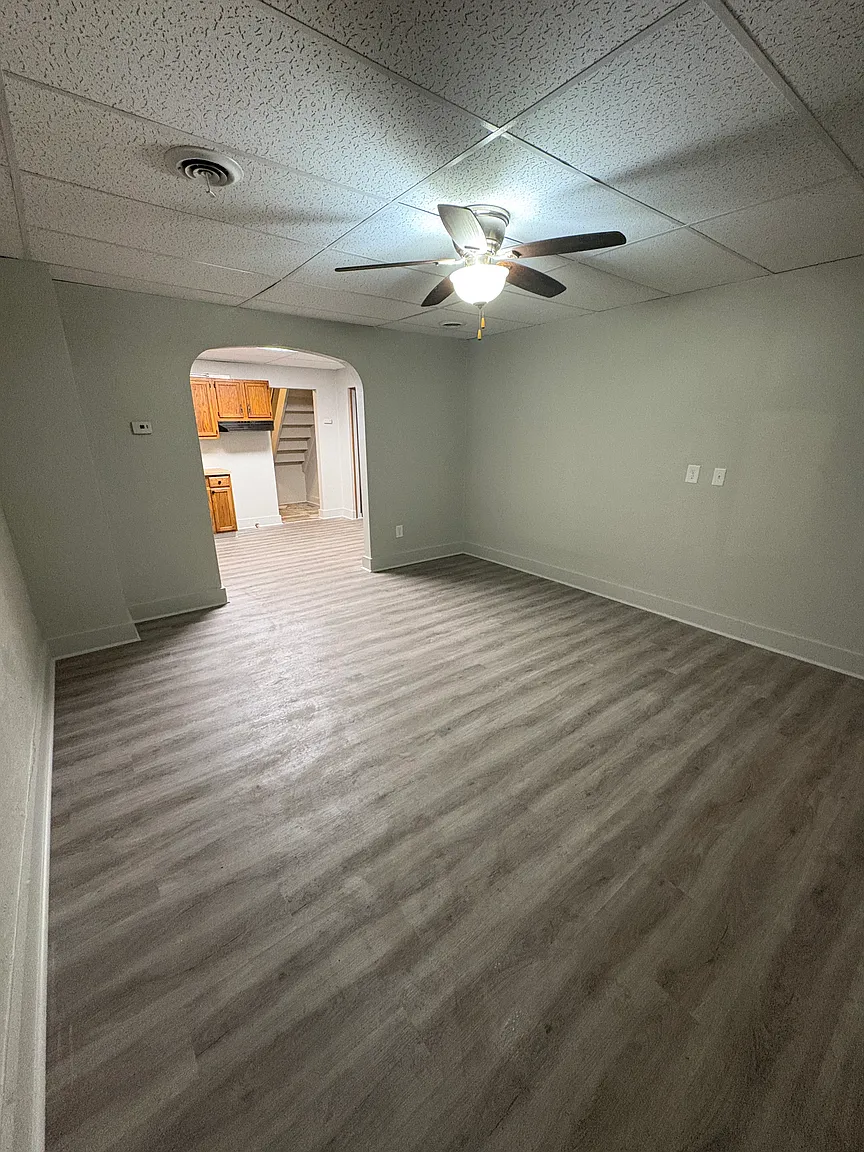 668 Virginia Ave #2 photo 1