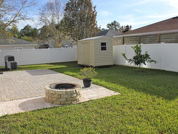 3rd image of 669 Picasso Ave