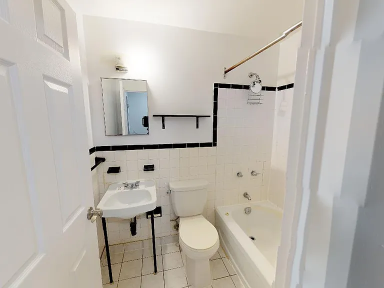 5375 Rector St — Photo 9