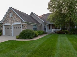 8734 Oakland Hills Cir #6, Portage, MI 49024