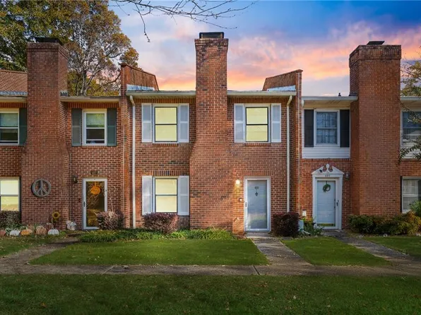 489 Little Rd SE, Marietta, GA 30067