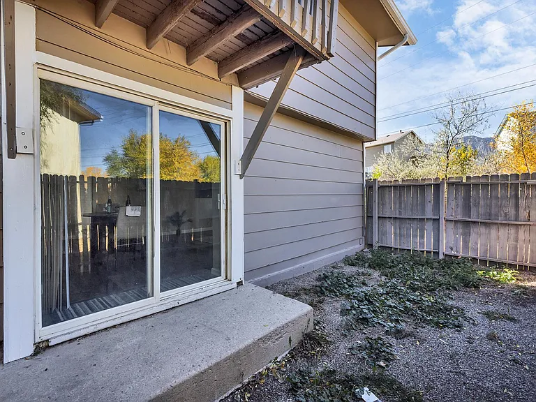 4390 Loomis Ave #A — Photo 43