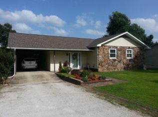 2816 N Cottonwood Rd, Harrison, AR 72601
