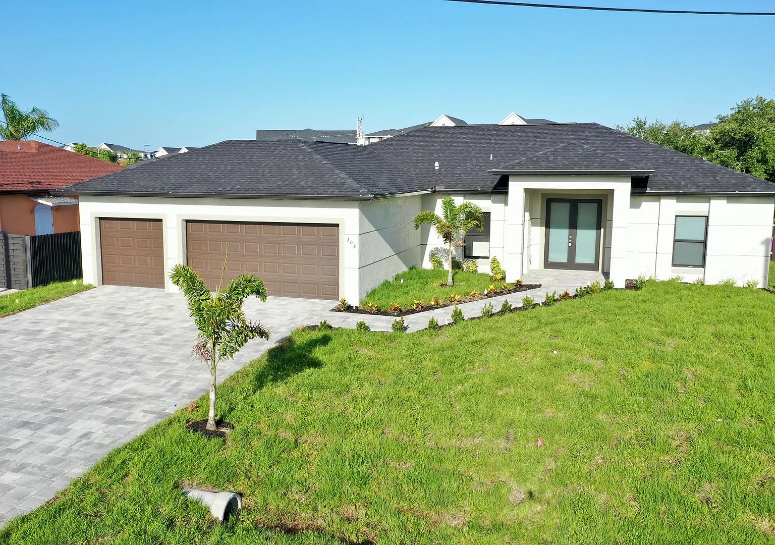 Brand-New Cape Coral Pool Home 4 Bedrooms, 3-Car Garage & Resort-Style Outdoor Living! — Photo 4