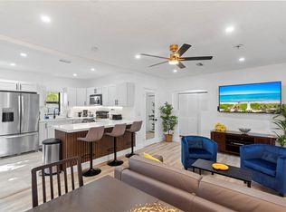 719 NE 36th St, Oakland Park, FL 33334