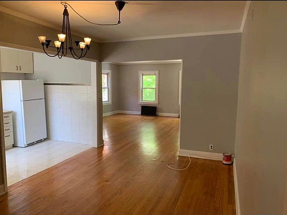 4th image of 8303 4th Ave #2