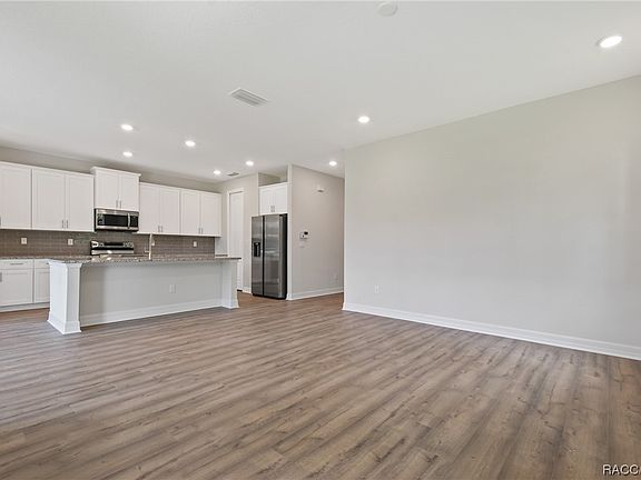 5th image of 3668 W Eunice Dr
