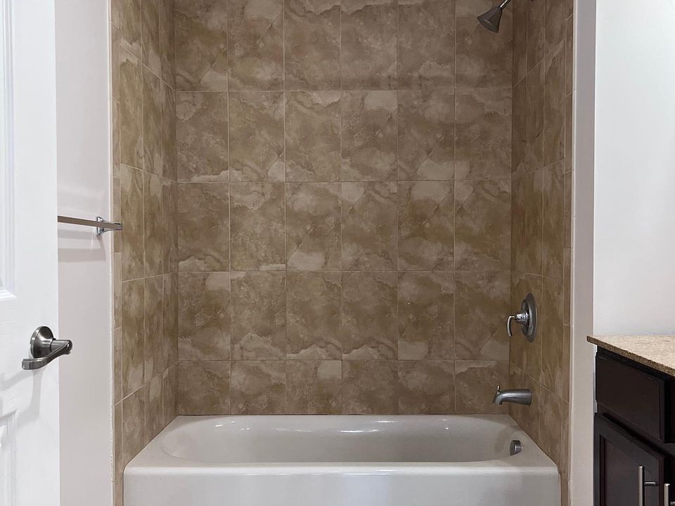 Bathtub