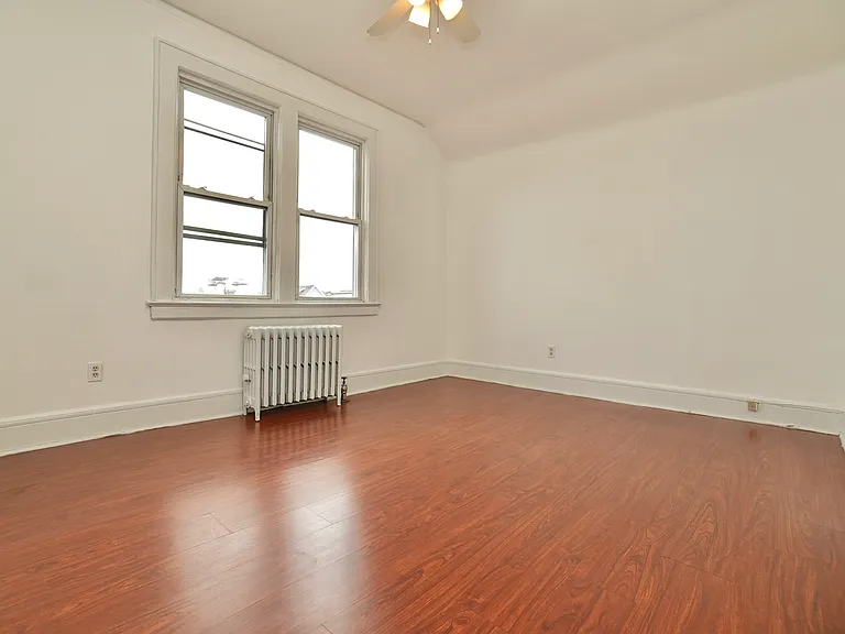 428-430 N 12th St #3 — Photo 10