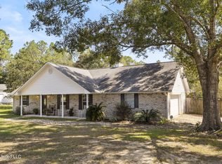 17140 Fenton Dedeaux Rd, Kiln, MS 39556