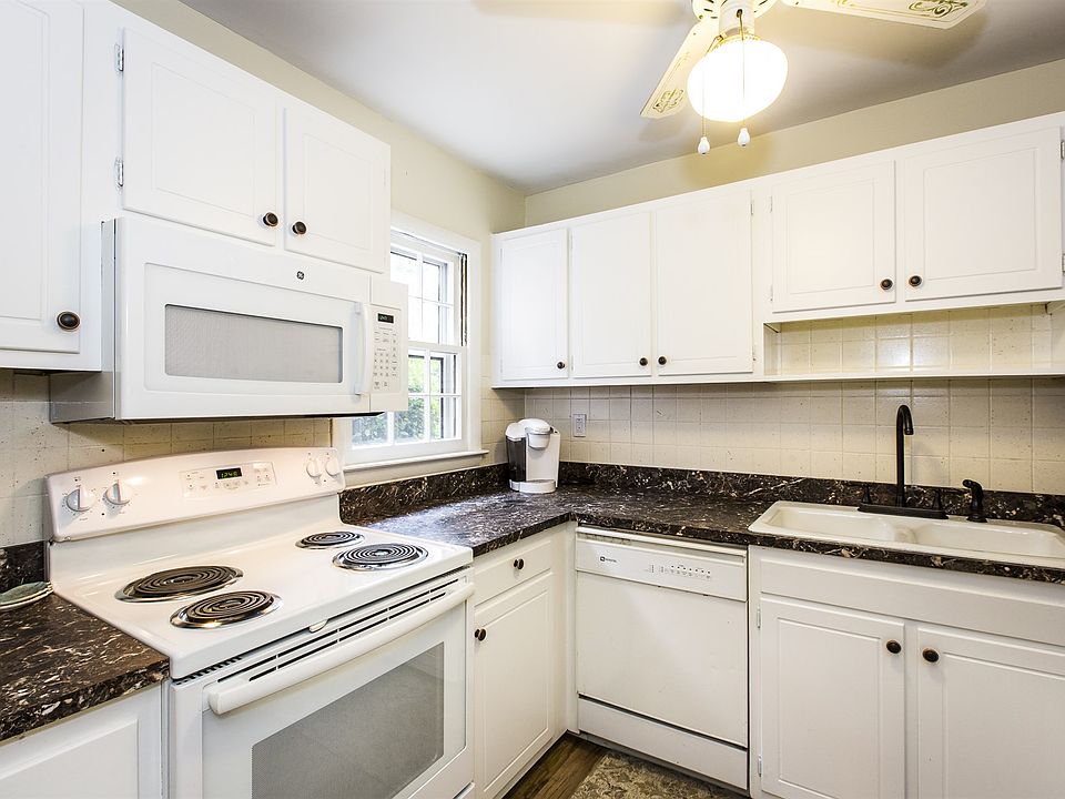 1st image of 4604 Coronado Dr APT F