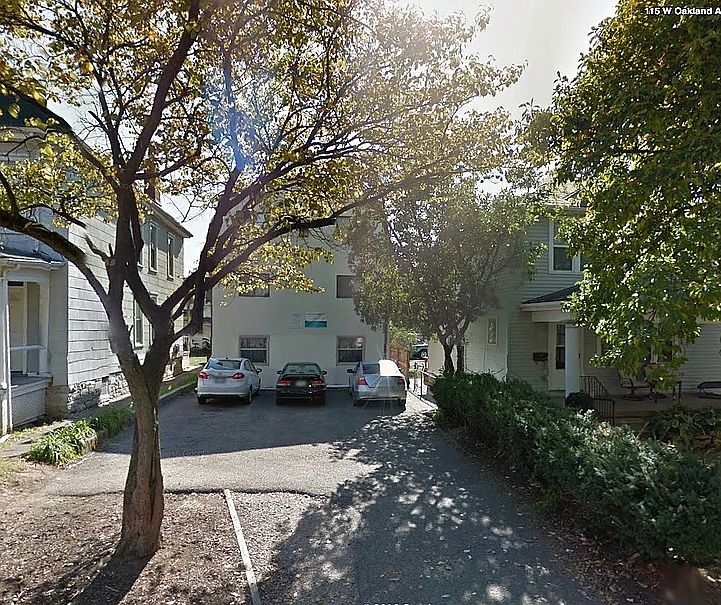 W. Oakland Exterior