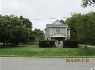 1111 NW Lyman Rd, Topeka, KS 66608