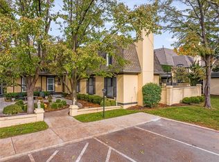 6708 W 109th St APT D, Overland Park, KS 66211