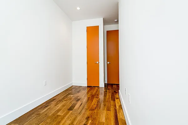 Rented by Nooklyn NYC LLC | media 51