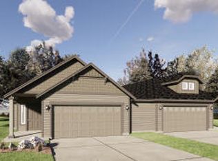 2543 NW Teak Pl, Redmond, OR 97756