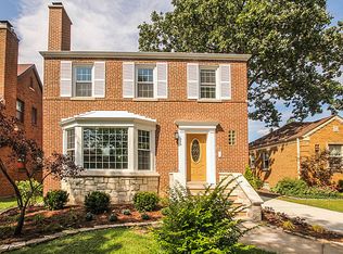 5818 N Forest Glen Ave, Chicago, IL 60646